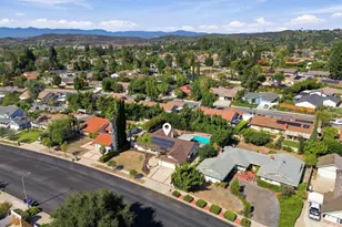 79 E Avenida De Los Arboles, Thousand Oaks, CA 91360 - Photo 47