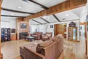 121 Wheaton Dr, Ventura, CA 93003 - Photo 13