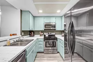 15511 Sherman Way, Los Angeles, CA 91406 - Photo 5