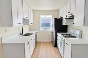 5156 Columbus Pl, Oxnard, CA 93033 - Photo 9