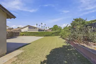 2110 Pamela St, Oxnard, CA 93036 - Photo 41