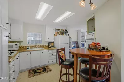 340 Ibsen Place #130, Oxnard, CA 93033 - Photo 5