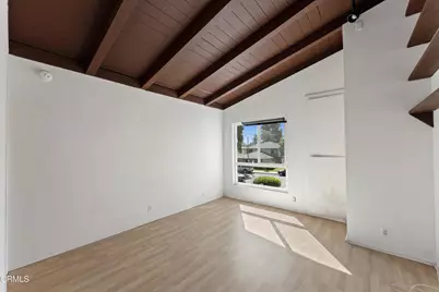 1300 Saratoga Avenue #301, Ventura, CA 93003 - Photo 11