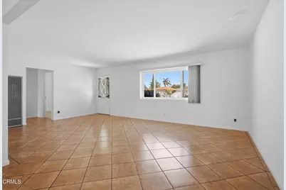 4035 Del Mar Place, Oxnard, CA 93033 - Photo 5