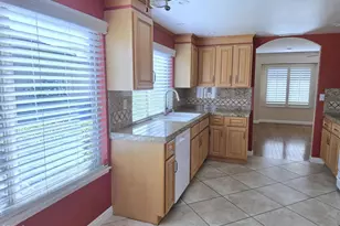 40013 Village 40, Camarillo, CA 93012 - Photo 7