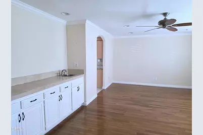 40013 Village 40, Camarillo, CA 93012 - Photo 9