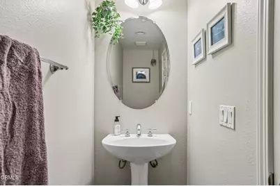 209 Riverdale Court #558, Camarillo, CA 93012 - Photo 25