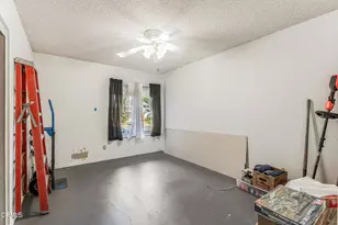 2041 Herron Ct, Camarillo, CA 93010 - Photo 7