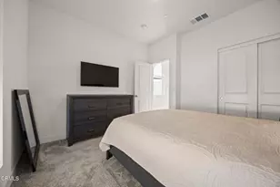 1230 E Thompson Blvd, Ventura, CA 93001 - Photo 33