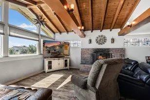 405 W Beverly Dr, Oxnard, CA 93030 - Photo 7
