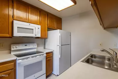 2623 Antonio Drive #105, Camarillo, CA 93010 - Photo 7