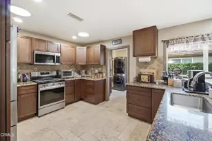 6446 San Como Ln, Camarillo, CA 93012 - Photo 15