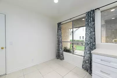 28108 Village 28, Camarillo, CA 93012 - Photo 13