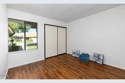 17116 Village 17, Camarillo, CA 93012 - Photo 11