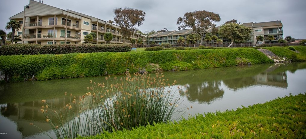 757 Reef Cir, Naval Base Ventura County CA  93041-3521 exterior