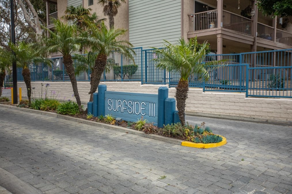 757 Reef Cir, Naval Base Ventura County CA  93041-3521 exterior