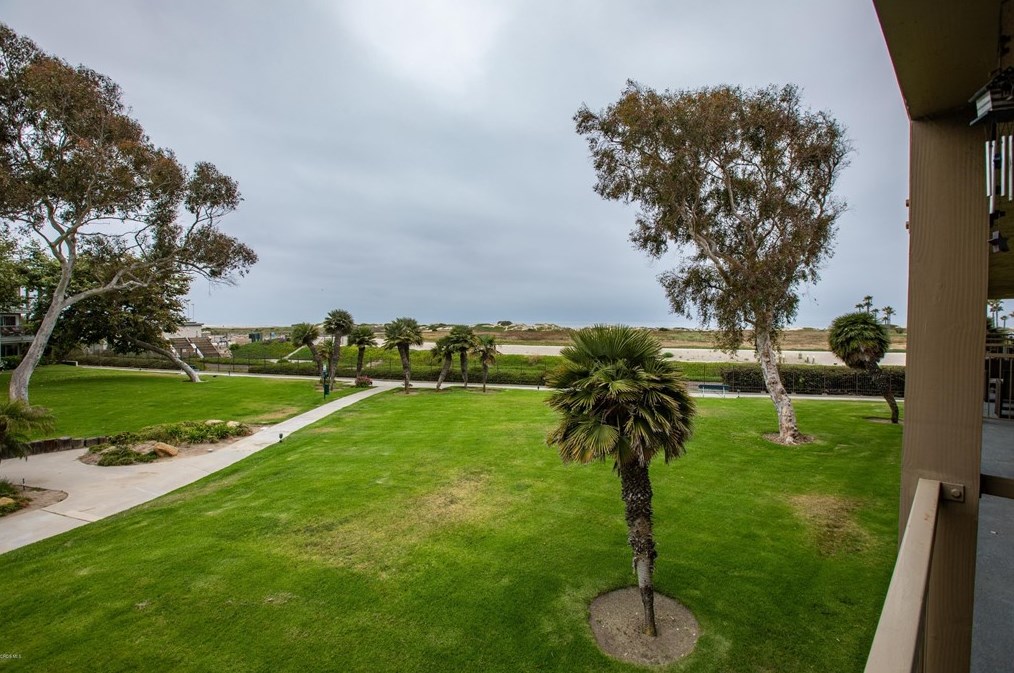 757 Reef Cir, Naval Base Ventura County CA  93041-3521 exterior