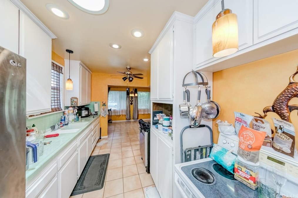 2007 Clover Dr, Monterey Park CA  91755-6715 exterior