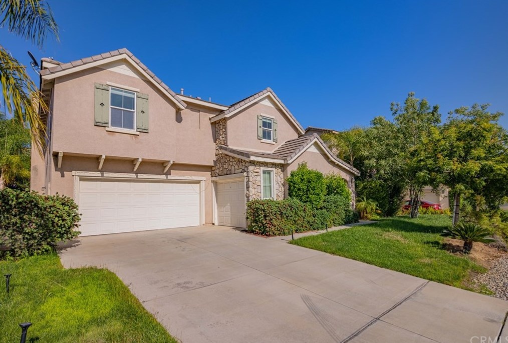 11734 Navel Ave, Moreno Valley CA  92557-6627 exterior