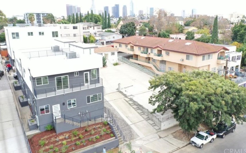 236 Park View St, Los Angeles CA  90057-2019 exterior