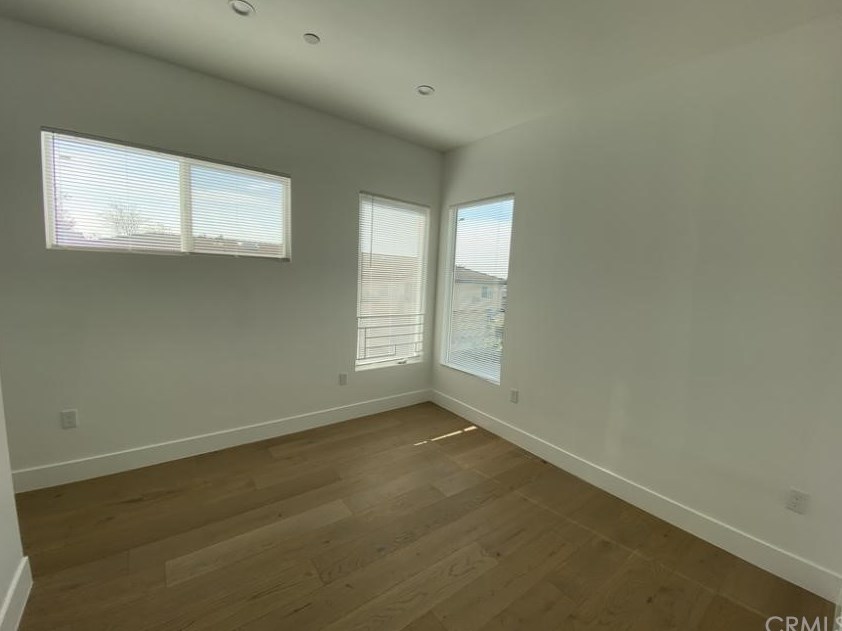 236 Park View St, Los Angeles CA  90057-2019 exterior