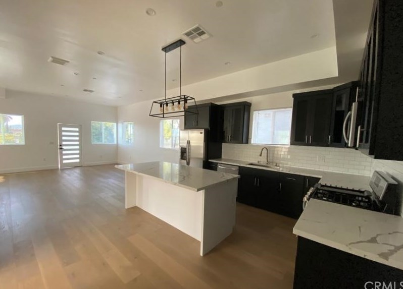 236 Park View St, Los Angeles CA  90057-2019 exterior