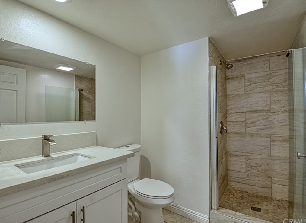 18164 Arminta St, Los Angeles CA  91335-2008 exterior