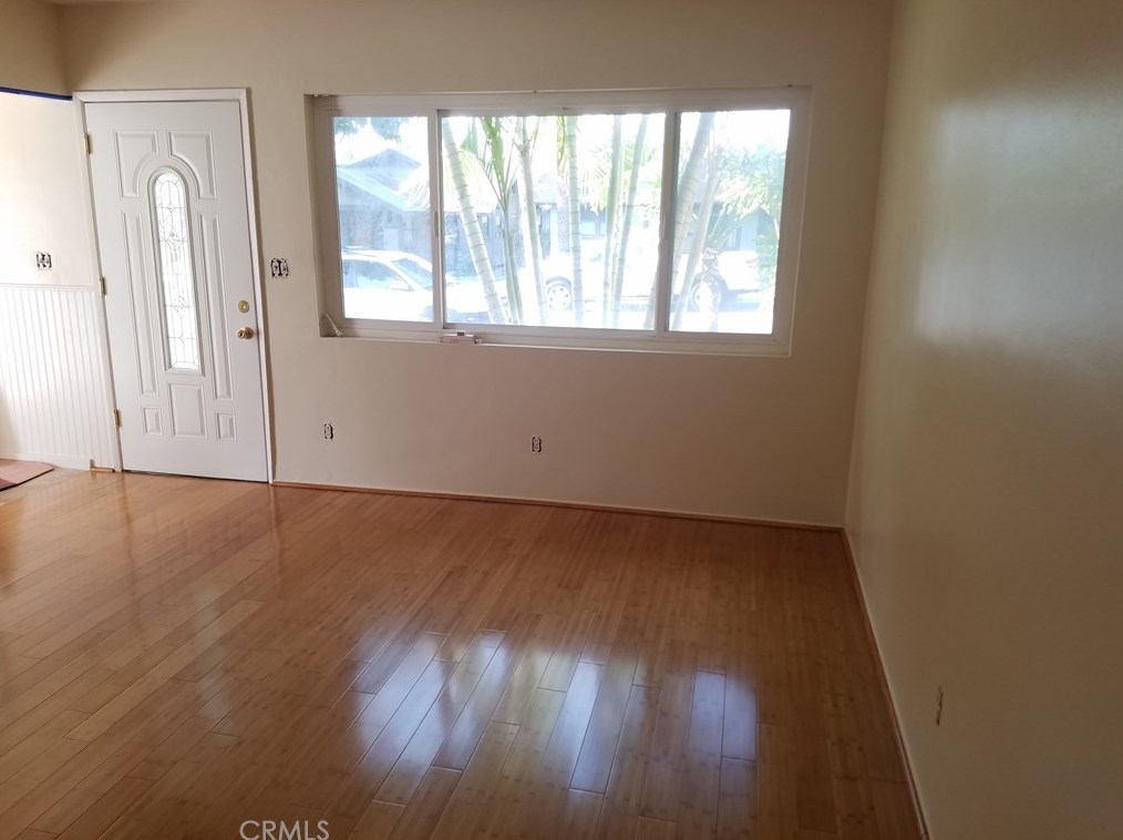 221 Shamrock Ave, Monrovia CA  91016-3026 exterior