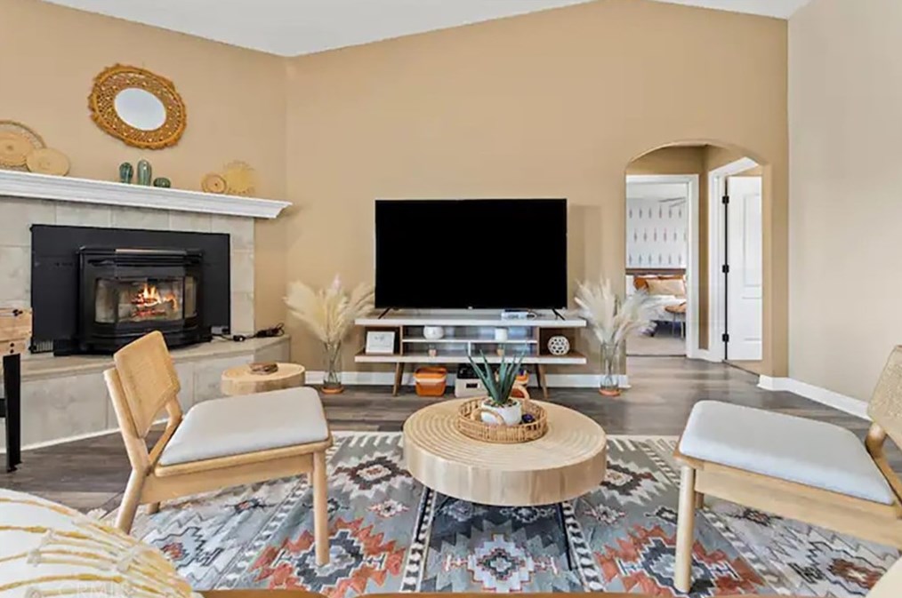 6366 Murrieta Ave, Yucca Valley CA  92284-4906 exterior