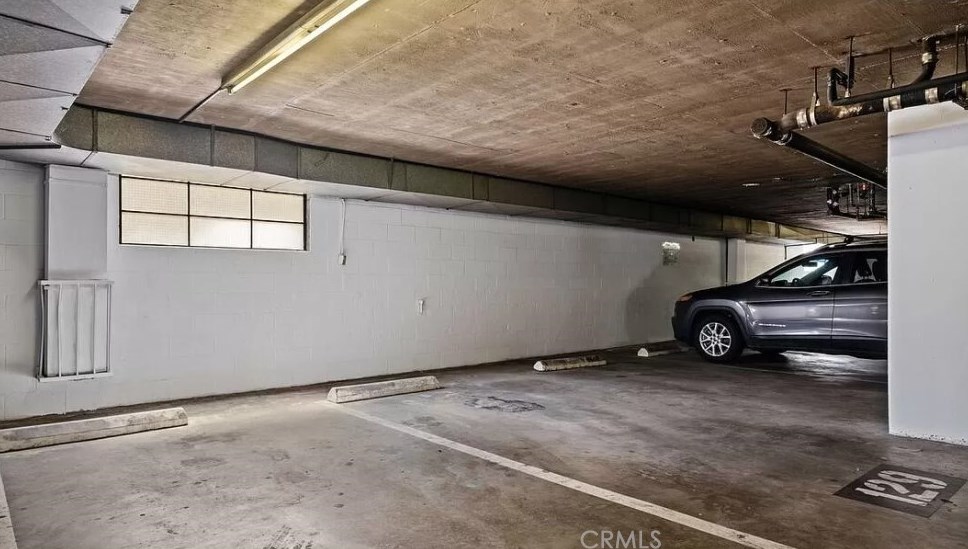 10982 Roebling Ave, Los Angeles CA  90024-2753 exterior
