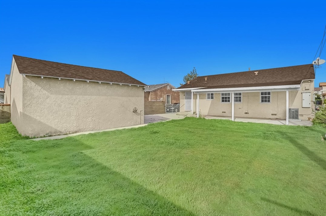 512 Markland Dr, Monterey Park CA  91754-7042 exterior