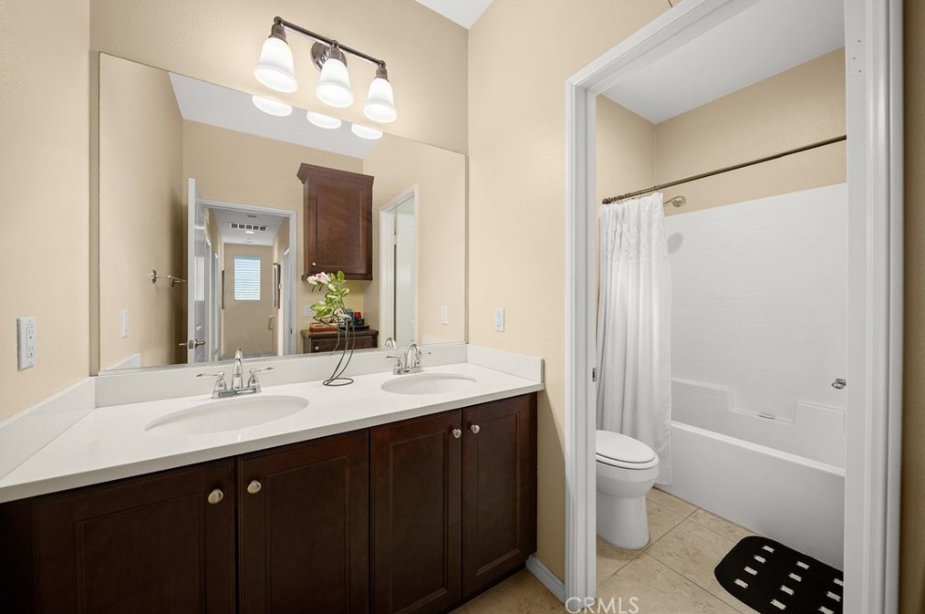 15822 Verna Ln, La Mirada CA  90638-5519 exterior