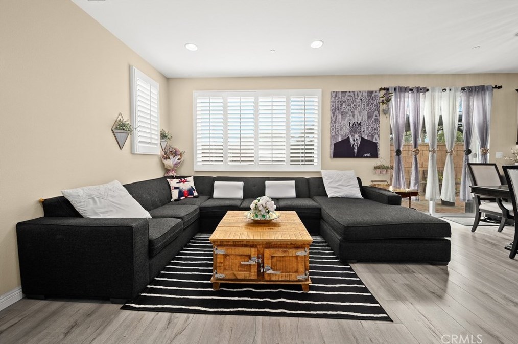 15822 Verna Ln, La Mirada CA  90638-5519 exterior