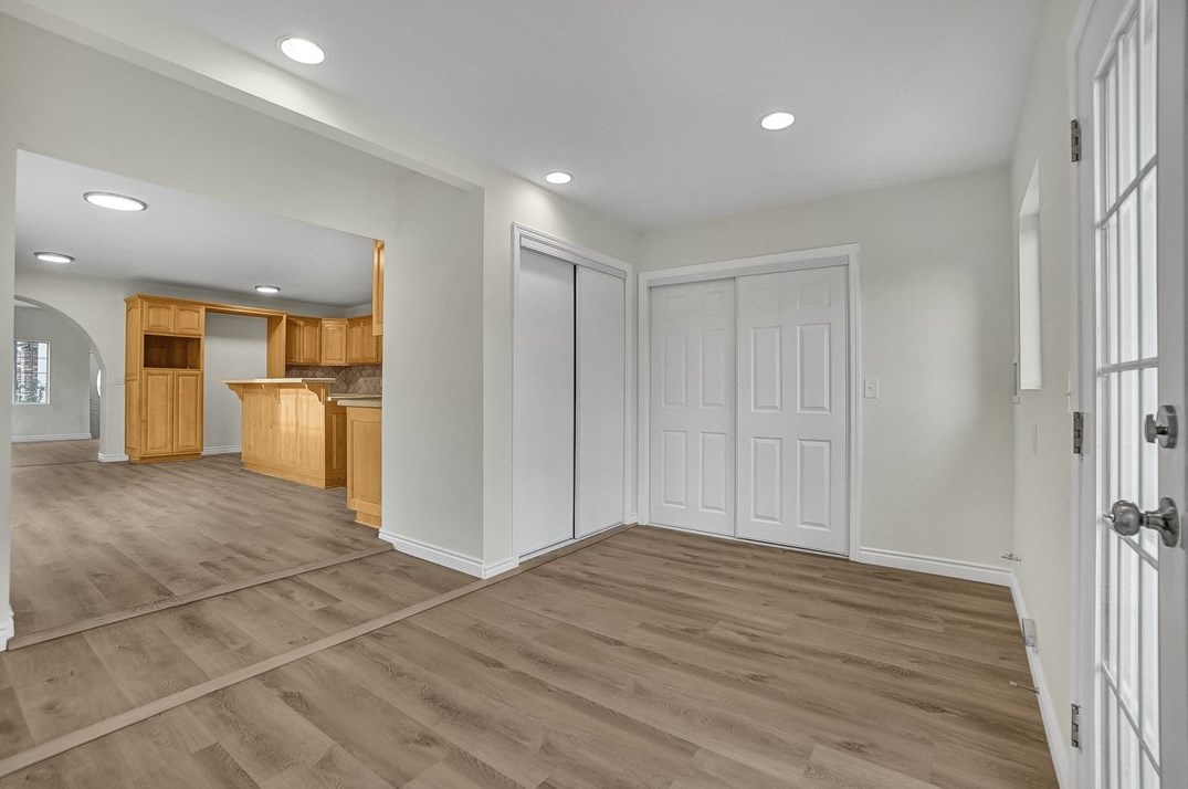 13700 Mercer St, Los Angeles CA  91331-3643 exterior