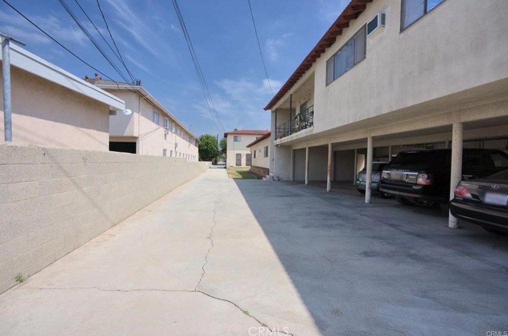 1716 Vine St, Alhambra CA  91801-1837 exterior