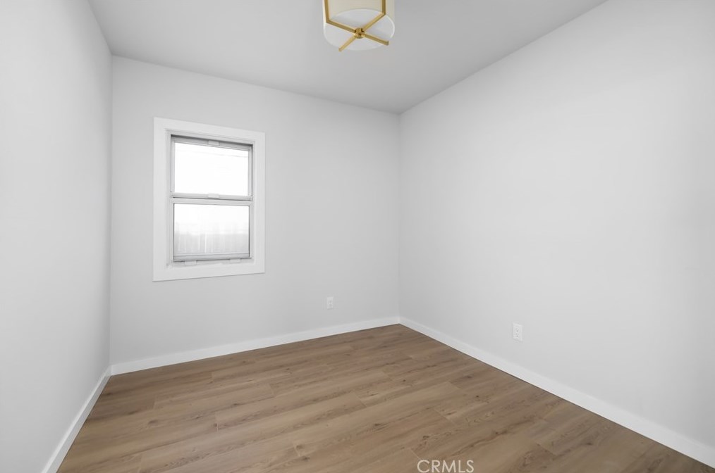 9630 Harvard, Los Angeles CA 90047-5216 exterior