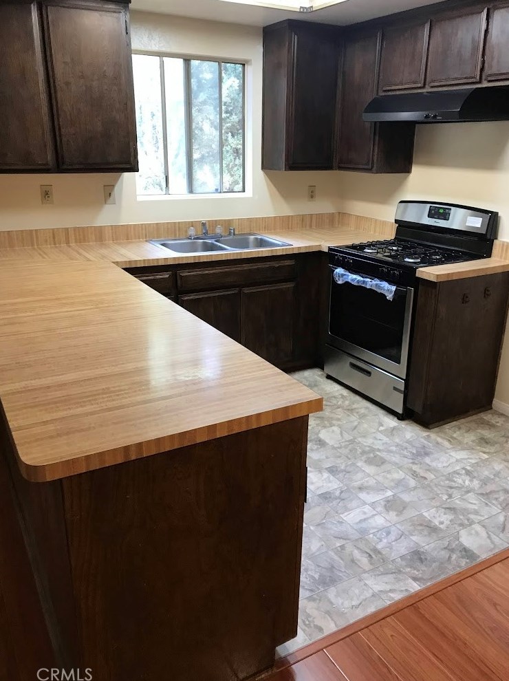 2212 Larch St, Alhambra CA 91801-1722 exterior