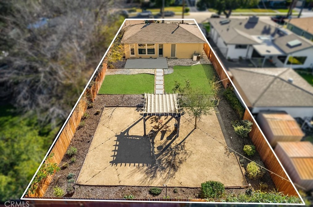 265 Montana St, Pasadena CA  91103-1434 exterior