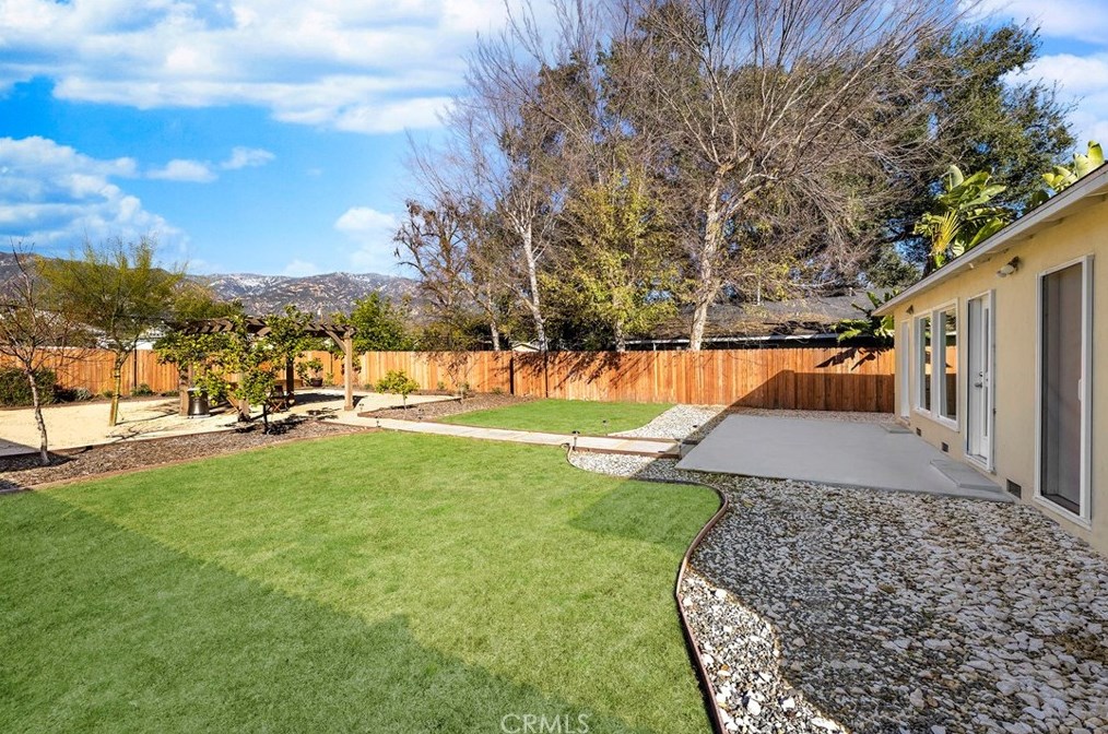 265 Montana St, Pasadena CA  91103-1434 exterior