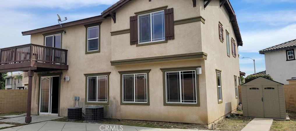 16126 Sedona Ln, Fontana CA  92336-5814 exterior