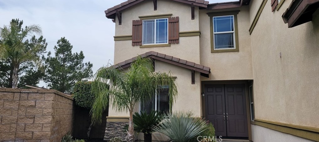 16126 Sedona Ln, Fontana CA  92336-5814 exterior