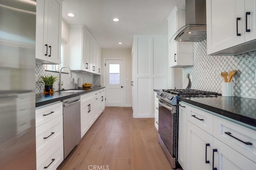 5322 Mount Helena Ave, Los Angeles CA  90041-1526 exterior