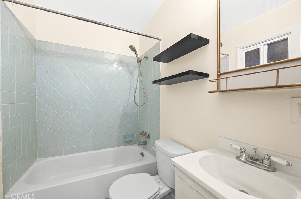 2838 Chadwick Cir, Los Angeles CA  90032-2728 exterior