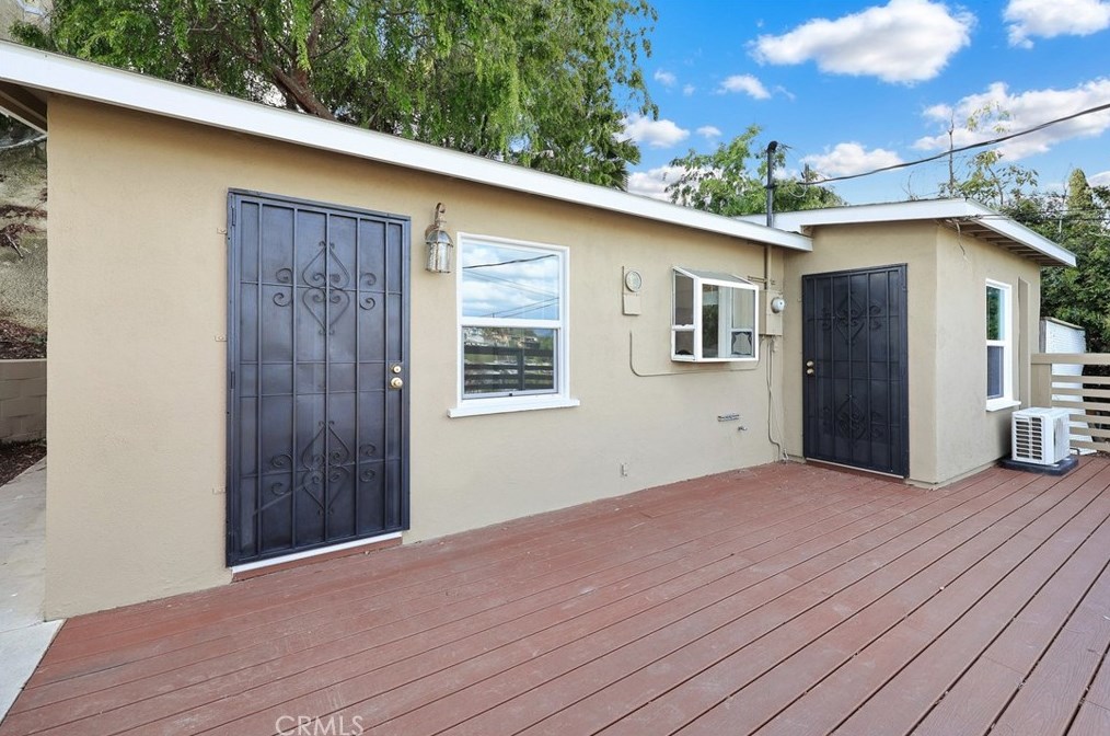2838 Chadwick Cir, Los Angeles CA  90032-2728 exterior