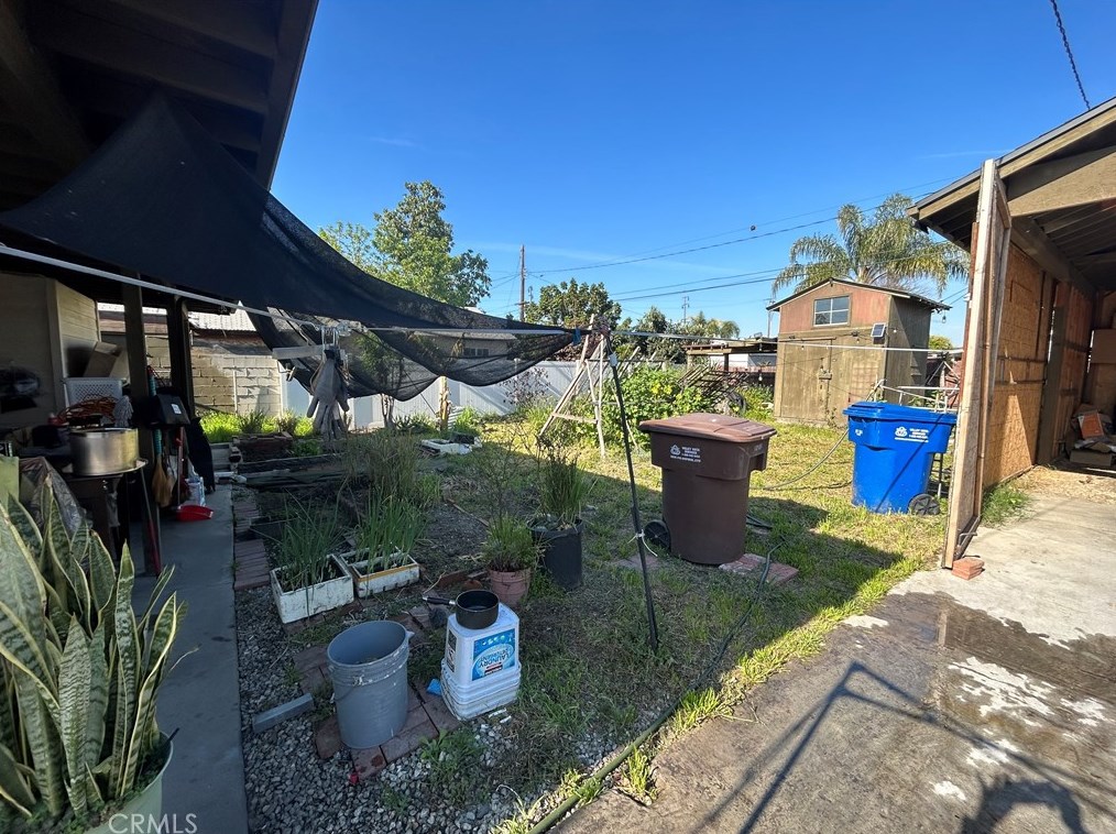 3729 Esmeralda Ave, El Monte CA  91731-2708 exterior