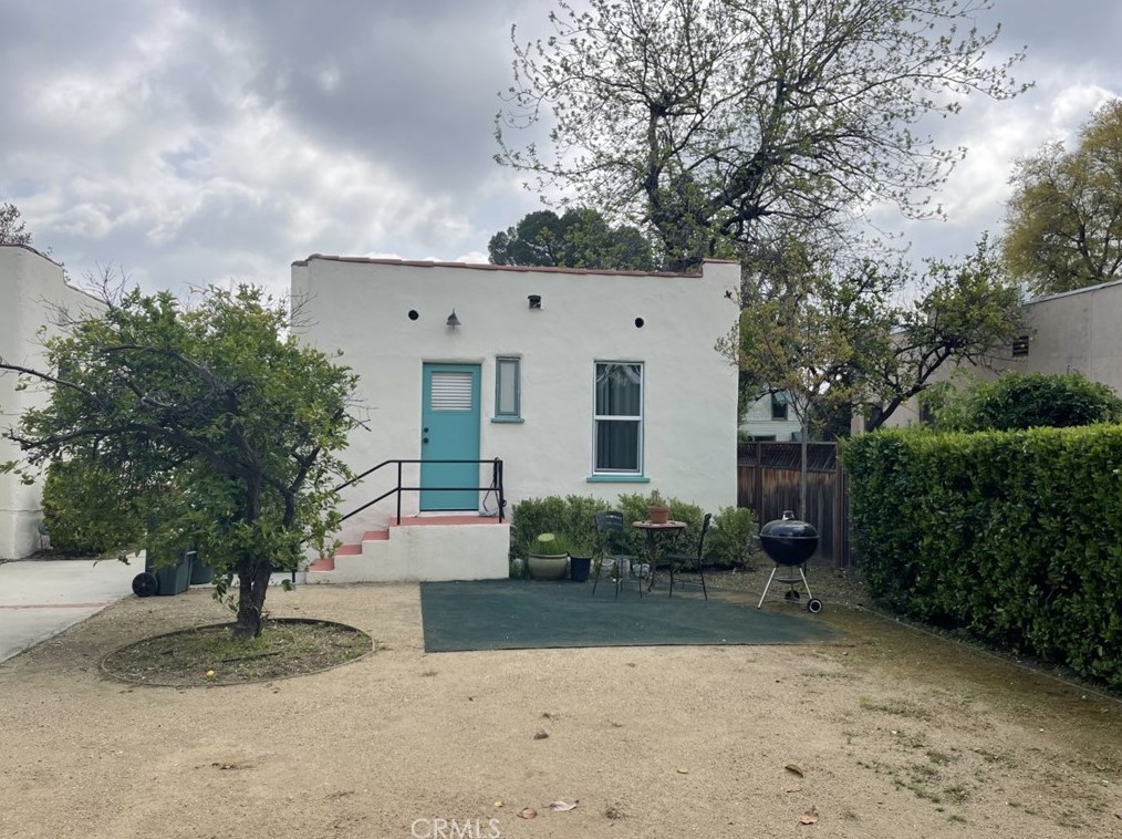 757 El Molino Ave, Pasadena CA 91106-3825 exterior