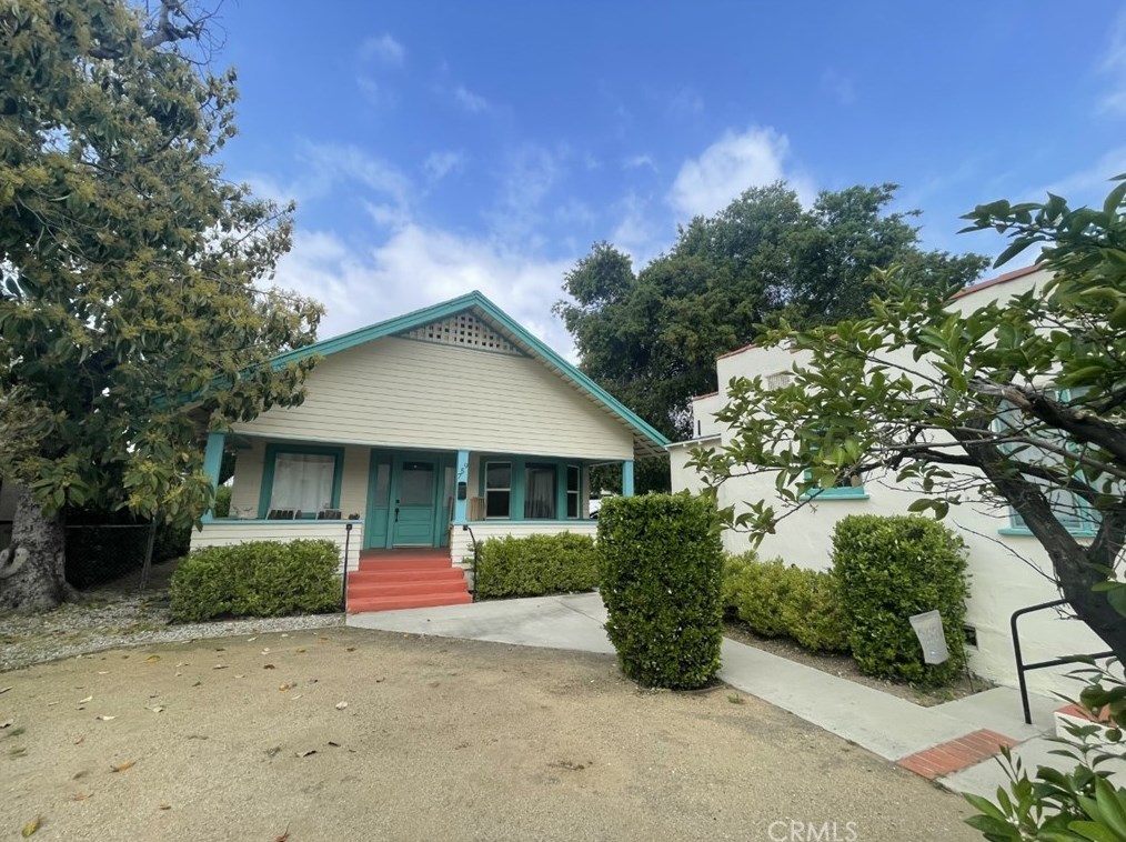 757 El Molino Ave, Pasadena CA 91106-3825 exterior