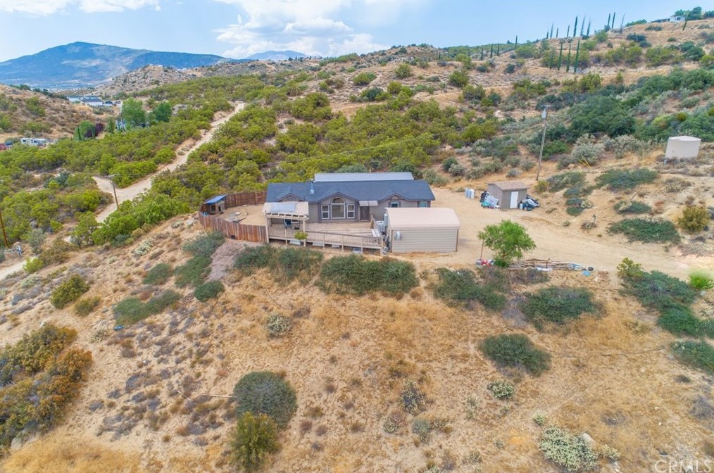 40744 Mountainside Dr, Anza CA  92539-8911 exterior