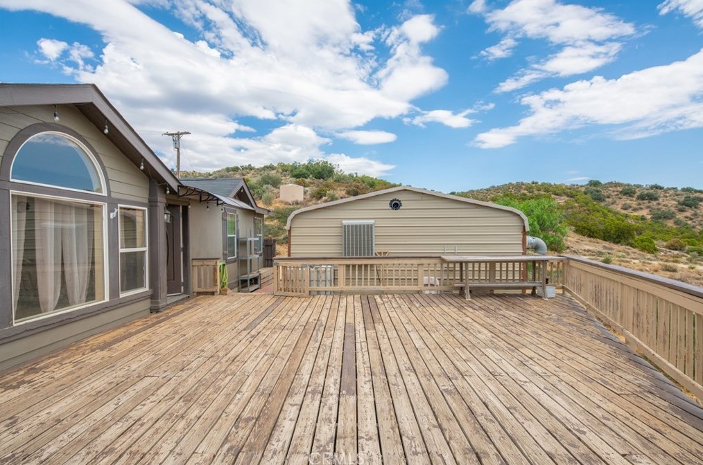 40744 Mountainside Dr, Anza CA  92539-8911 exterior
