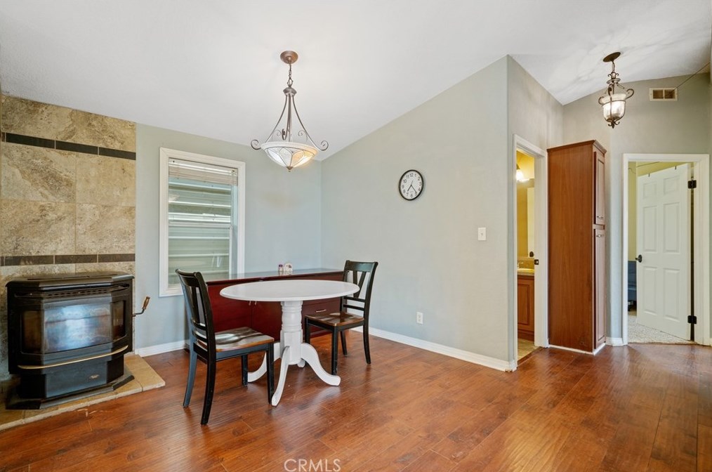40744 Mountainside Dr, Anza CA  92539-8911 exterior